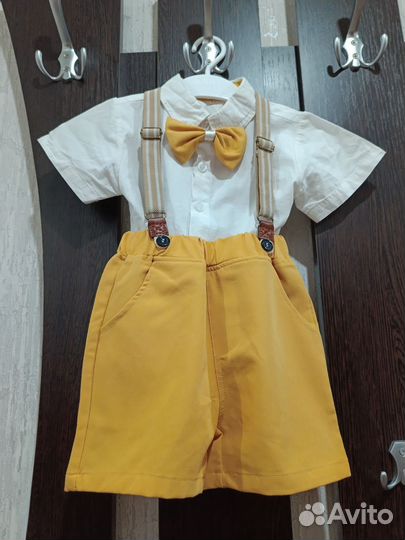 Нарядный костюм на мальчика 80 размер