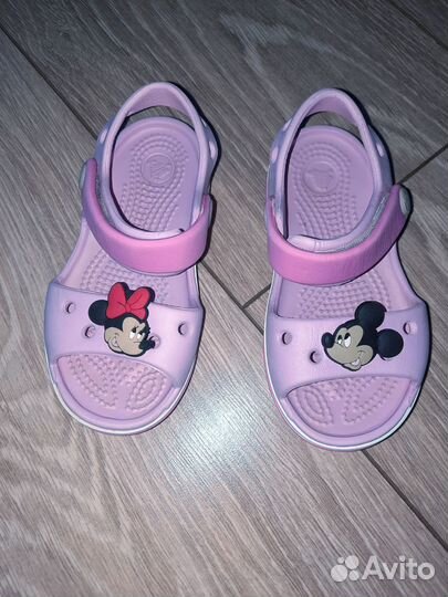 Сандалии crocs c7