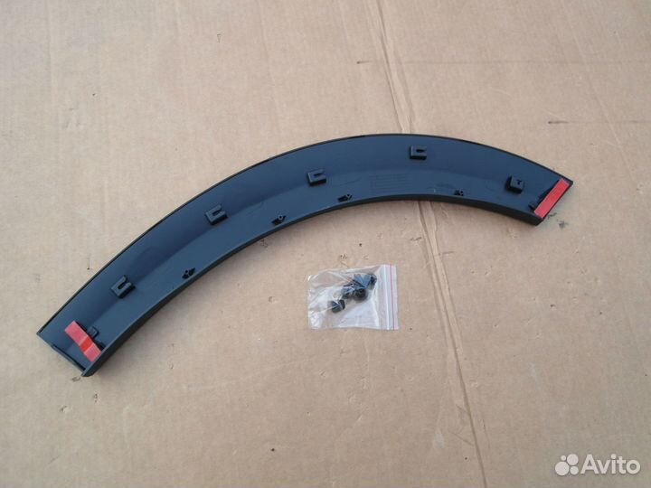 Молдинг зад двери по арке правый Infiniti QX50 J55