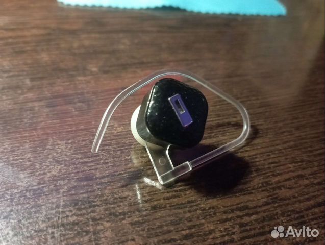 Блютуз наушник