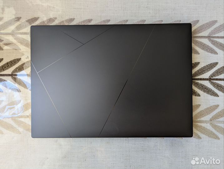 Asus Zenbook 14.5 oled 120Ghz 32Gb/1Tb