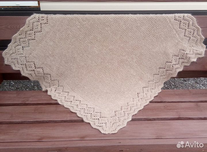 Шаль квадратная теплая (шерсть, пух) новая