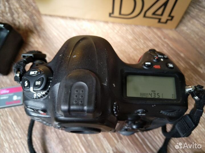 Nikon D4