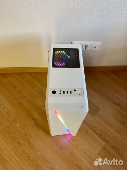 Игровой Intel 4 ядра GeForce GT 710 SSD + Wi-Fi