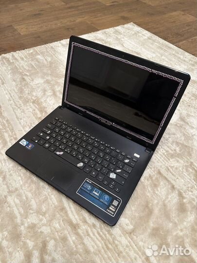 Ноутбук asus