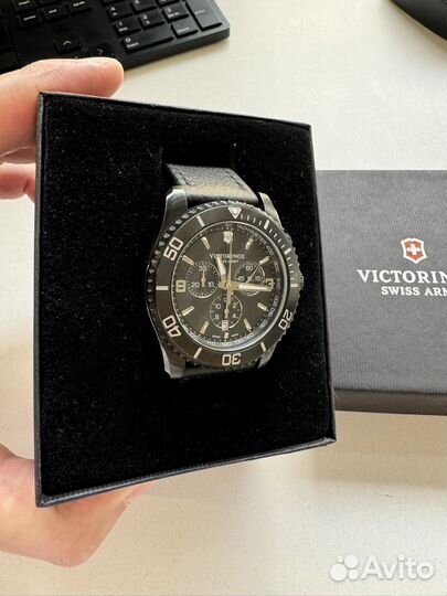 Часы мужские Victorinox Swiss Army Maverick