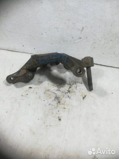 Кулак поворотный Chevrolet Lacetti J200 1.4