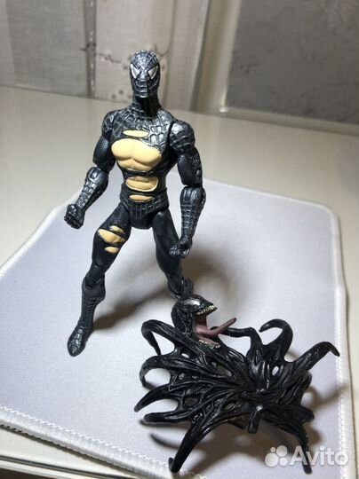 2006 Spider-Man 3 Battle Damaged Black Suit Hasbro