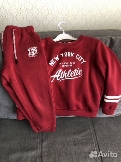 Костюм спортивный