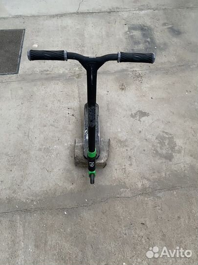 Трюковой самокат oxelo scoot