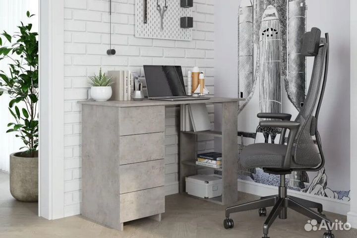 Стол компьютерный в стиле Лофт