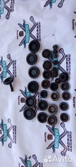 Резиновые заглушки кузова Toyota Camry ACV40