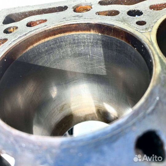 Блок цилиндров k7m logan symbol sandero megane