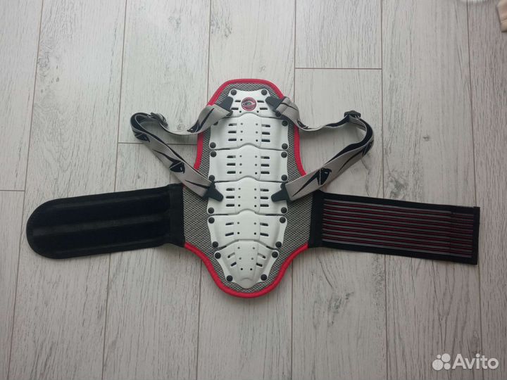 Защита спины (черепашка) Ufoplast (Италия)