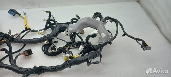 Б/У Б/У Проводка под торпедо Состояние отличное