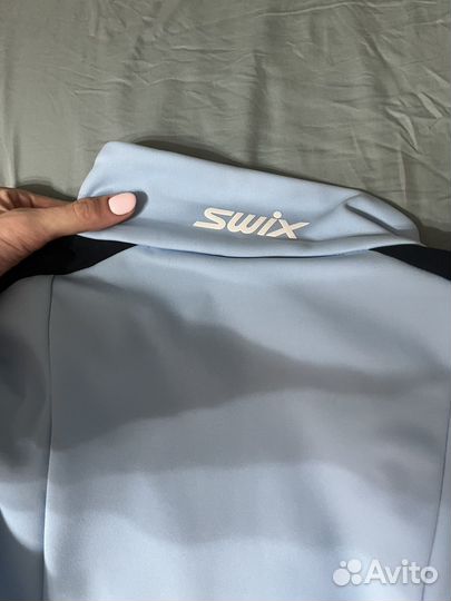 Разминочная куртка swix