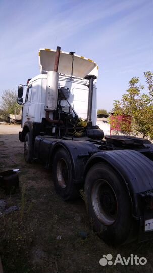 МАЗ 6422А8-330 с полуприцепом, 2011
