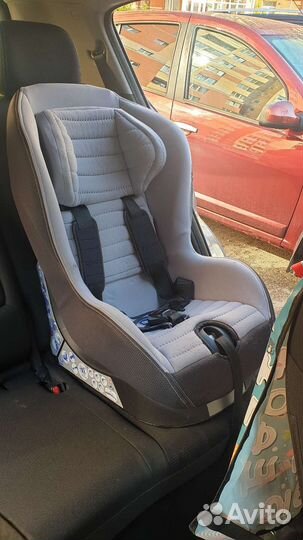 Автокресло chicco isofix