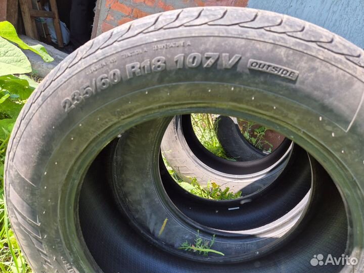 Kumho Crugen HP91 235/60 R18 107V