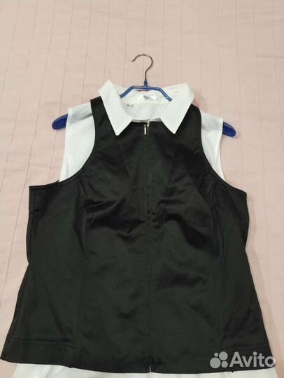 Жилетка черная 44-46 размер