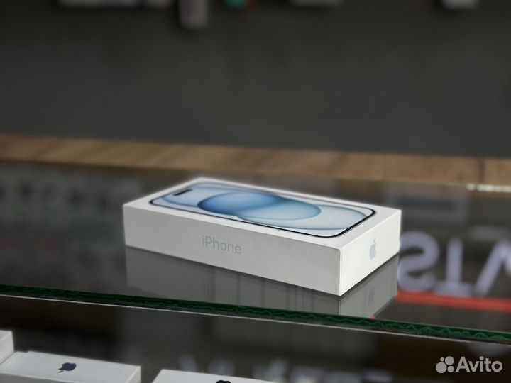 iPhone 15, 256 ГБ