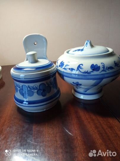 Гжель, керамические горшочки