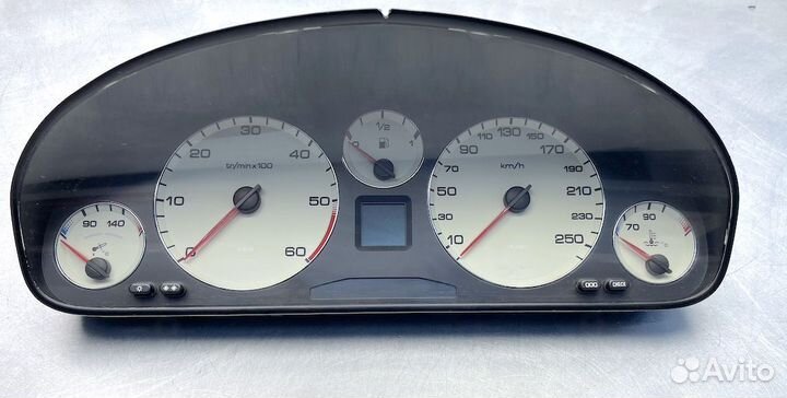 Пежо 607 Блок приборов