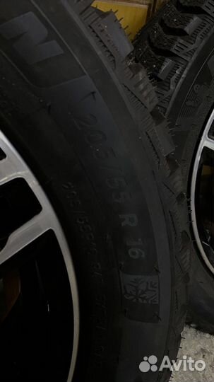 Michelin X-Ice North 4