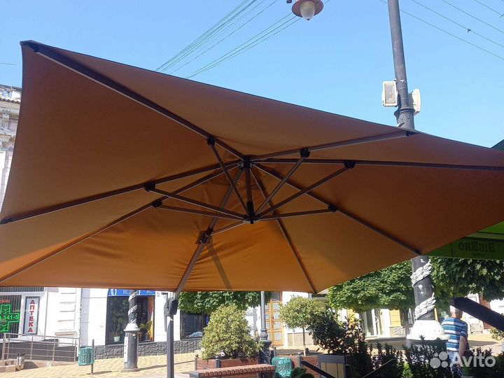 Уличный зонт для кафе