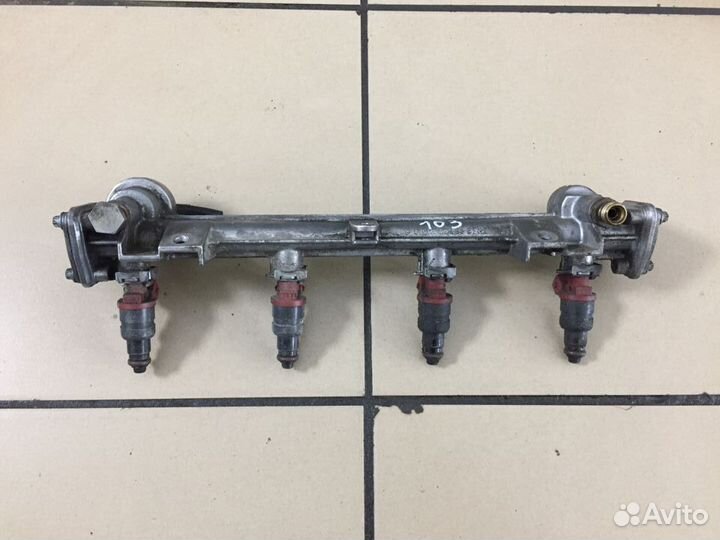 Топливная форсунка Mercedes C200 W202 W210