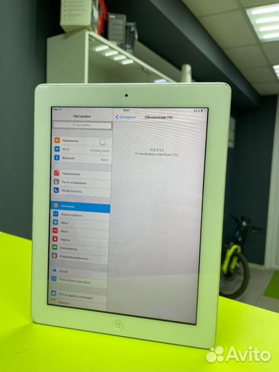 Планшет Apple iPad 1