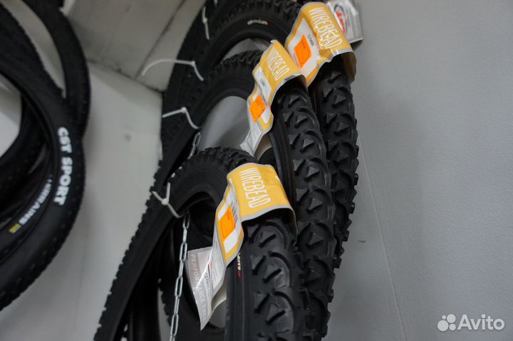 Покрышки и камеры новые на 12-29 колёса