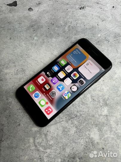 iPhone 7, 128 ГБ