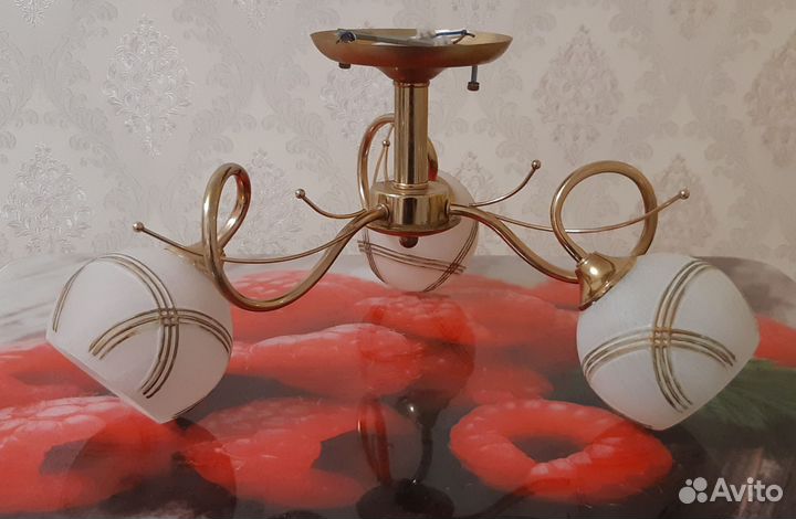 Люстра потолочная бу