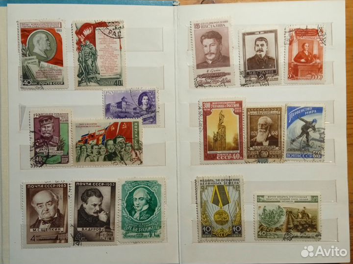 Два альбома с марками. Цена за все