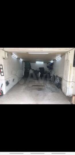 Гараж, > 30 м²