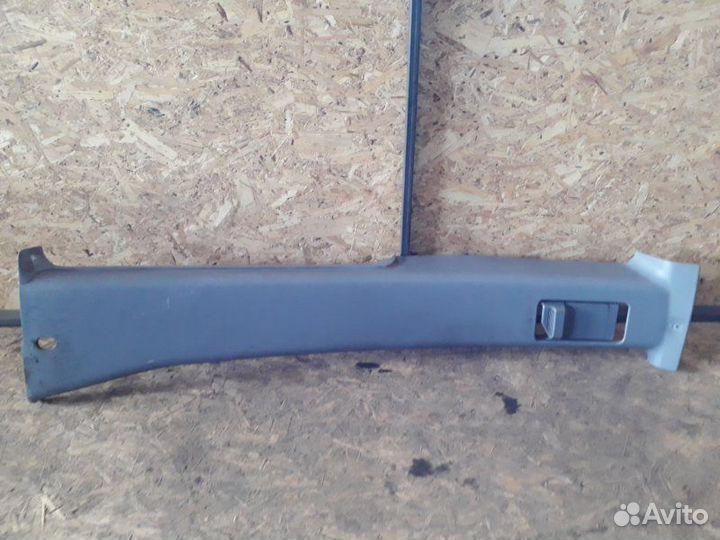 Обшивка стойки Mercedes Vito W638 OM 611 2002