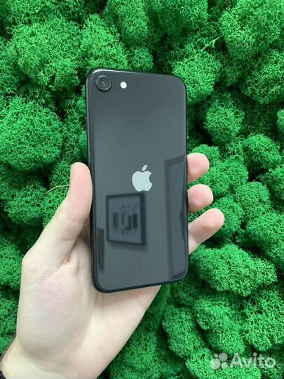 iPhone SE (2020), 64 ГБ