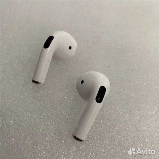 Беспроводные наушники AirPods Pro 4