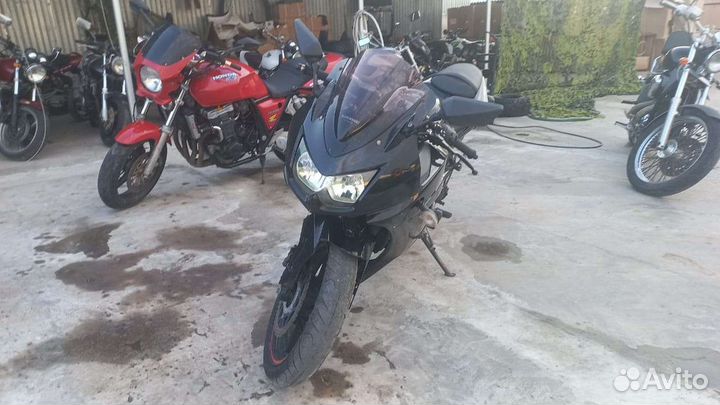 Kawasaki Ninja 250 в хорошем состоянии