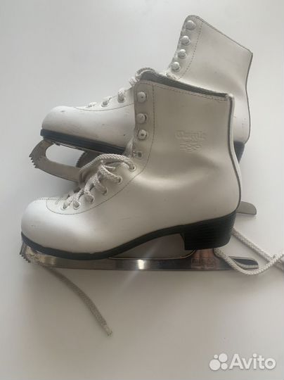 Коньки кожаные фигурные