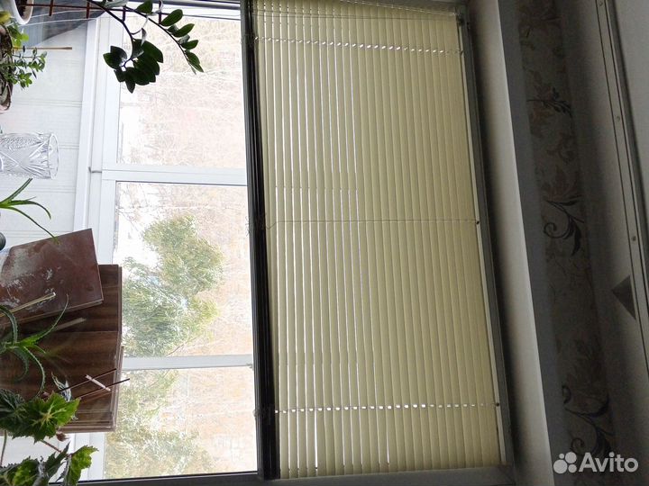 Жалюзи горизонтальные