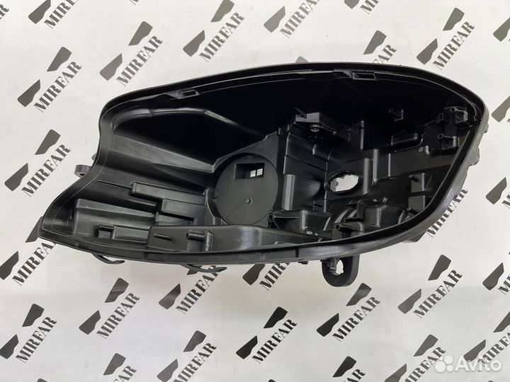 Левый корпус фары Mercedes-Benz E klasse w213