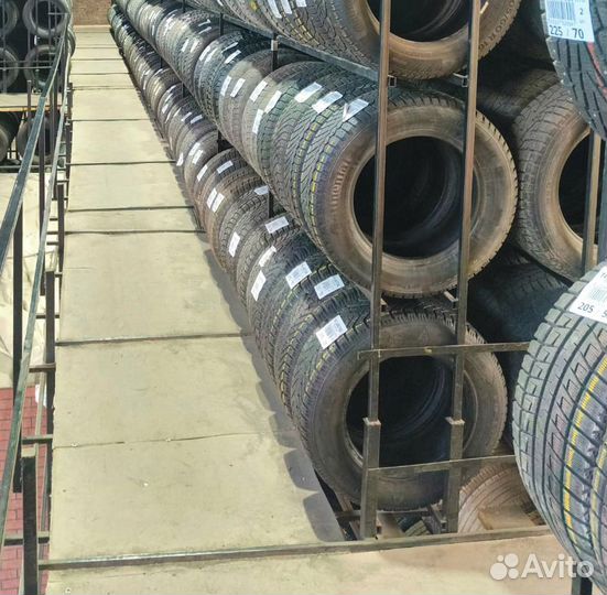 Bridgestone Weather Control A005 185/60 R15 88M