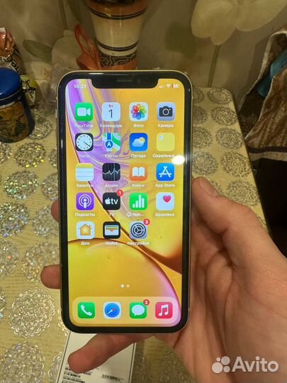 iPhone Xr, 64 ГБ