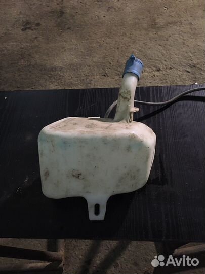 Fiat albea Бачок