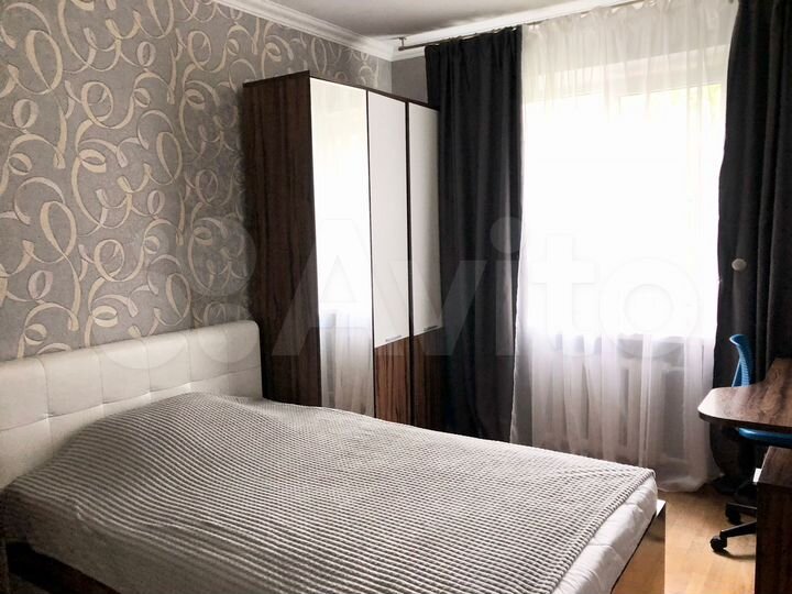 4-к. квартира, 100 м², 3/9 эт.