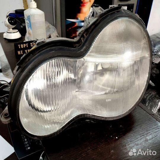 Фара левая Mercedes W203 C MB оригинал
