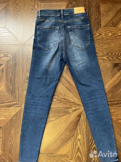 Джинсы stradivarius