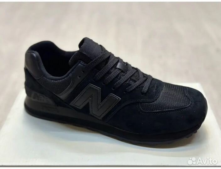 Разноцветные New Balance 574 для активной жизни